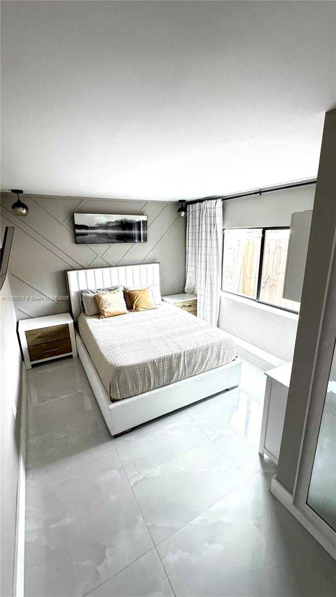 Small Image of 7655 TROPICANA ST, Miramar Number 7