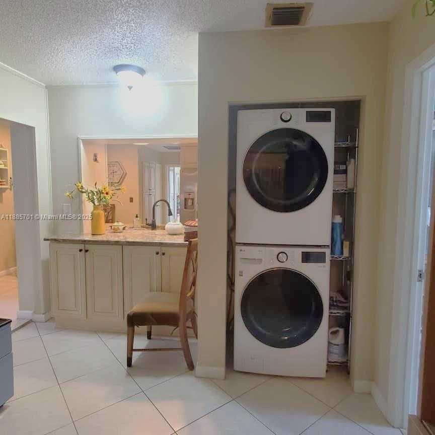 Small Image of 230 SOUTH EAST 4TH ST, Dania Beach Number 12