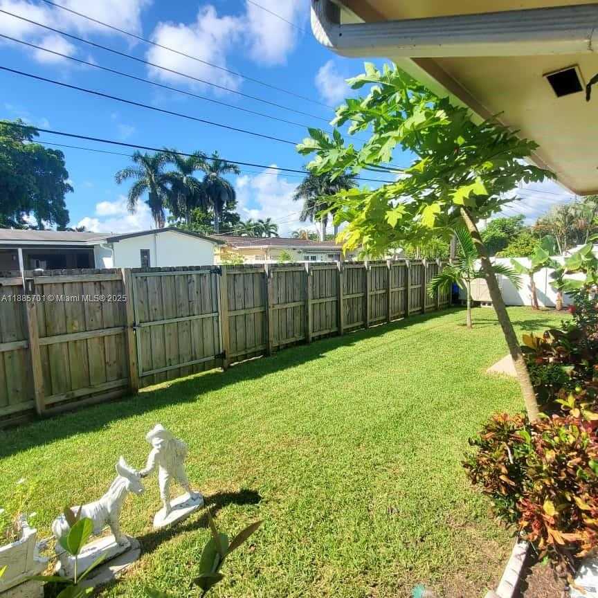Small Image of 230 SOUTH EAST 4TH ST, Dania Beach Number 17
