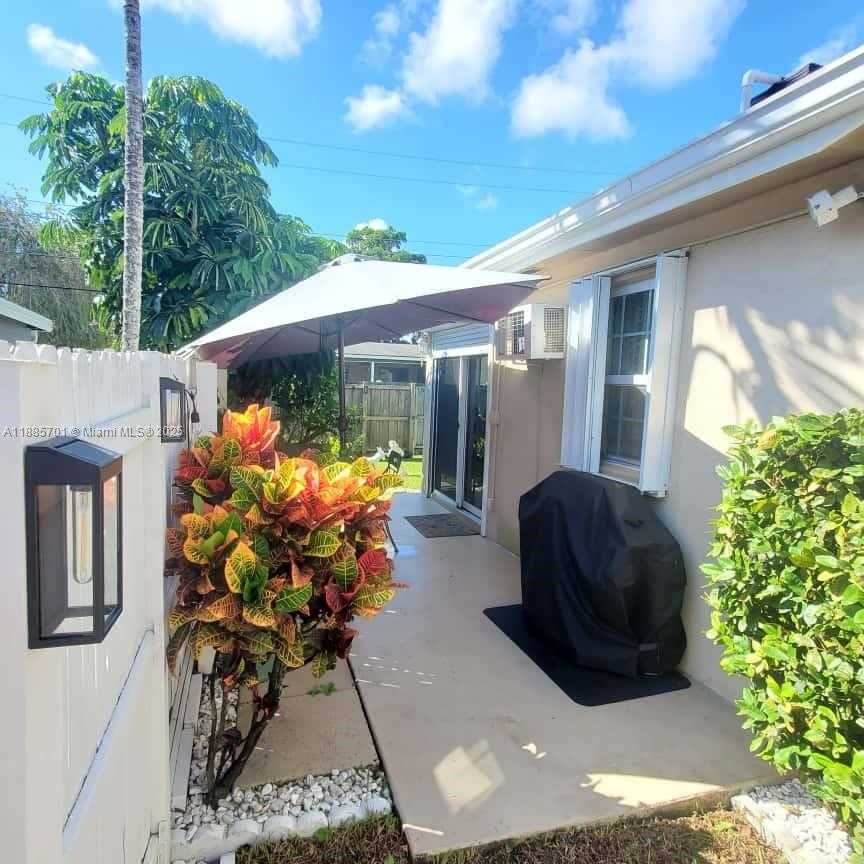 Small Image of 230 SOUTH EAST 4TH ST, Dania Beach Number 7
