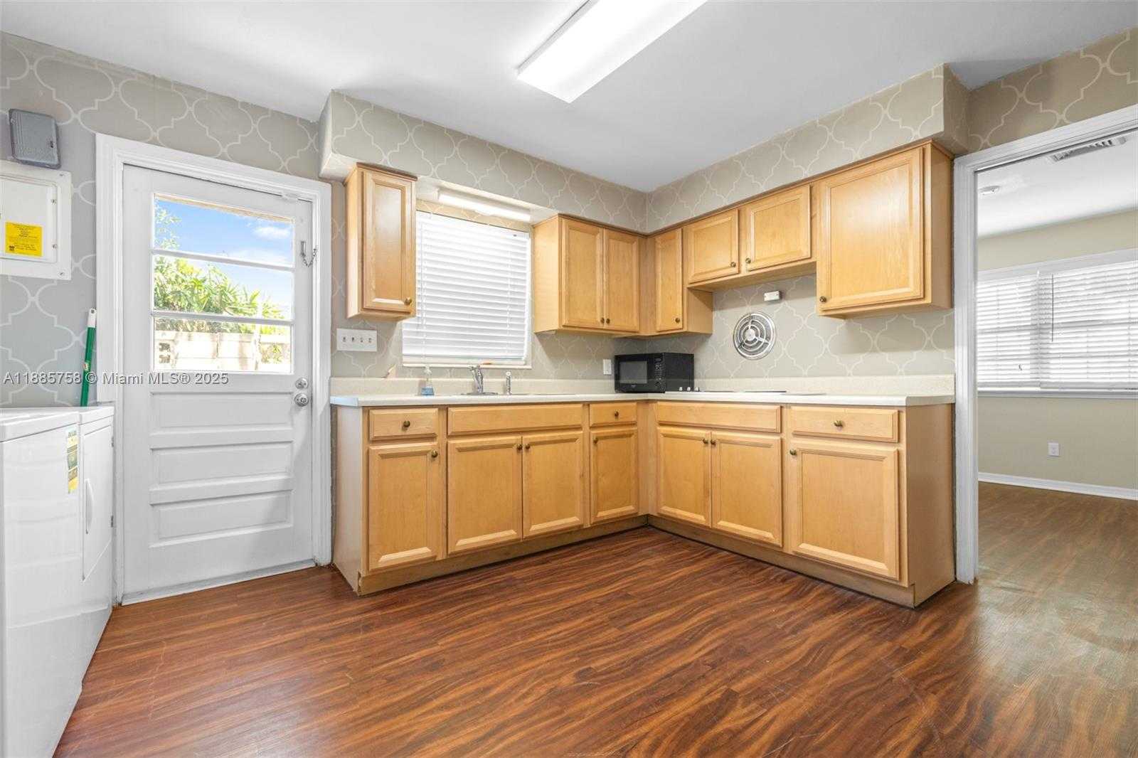 Small Image of 100 HURON AVE, Tampa Number 15