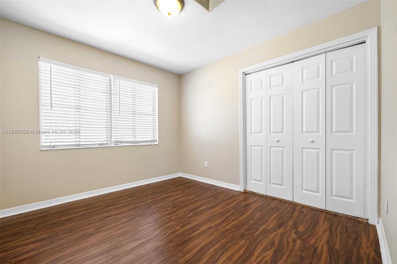 Small Image of 100 HURON AVE, Tampa Number 27