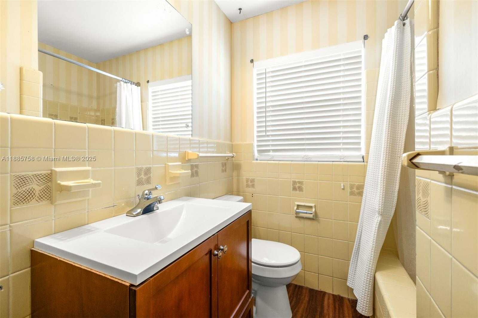 Small Image of 100 HURON AVE, Tampa Number 29