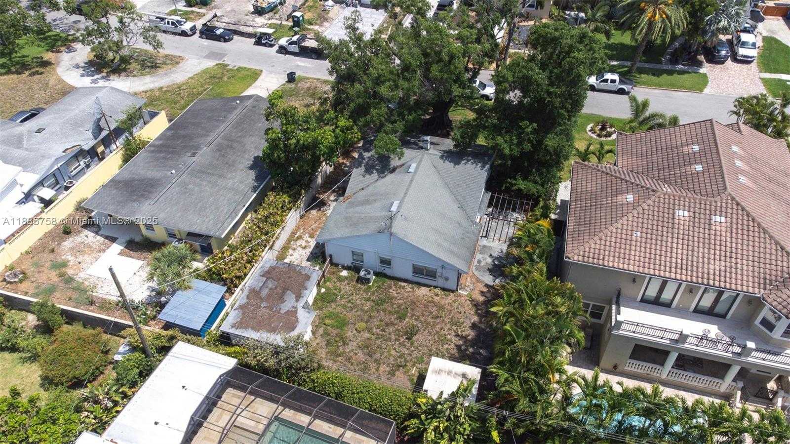 Small Image of 100 HURON AVE, Tampa Number 42