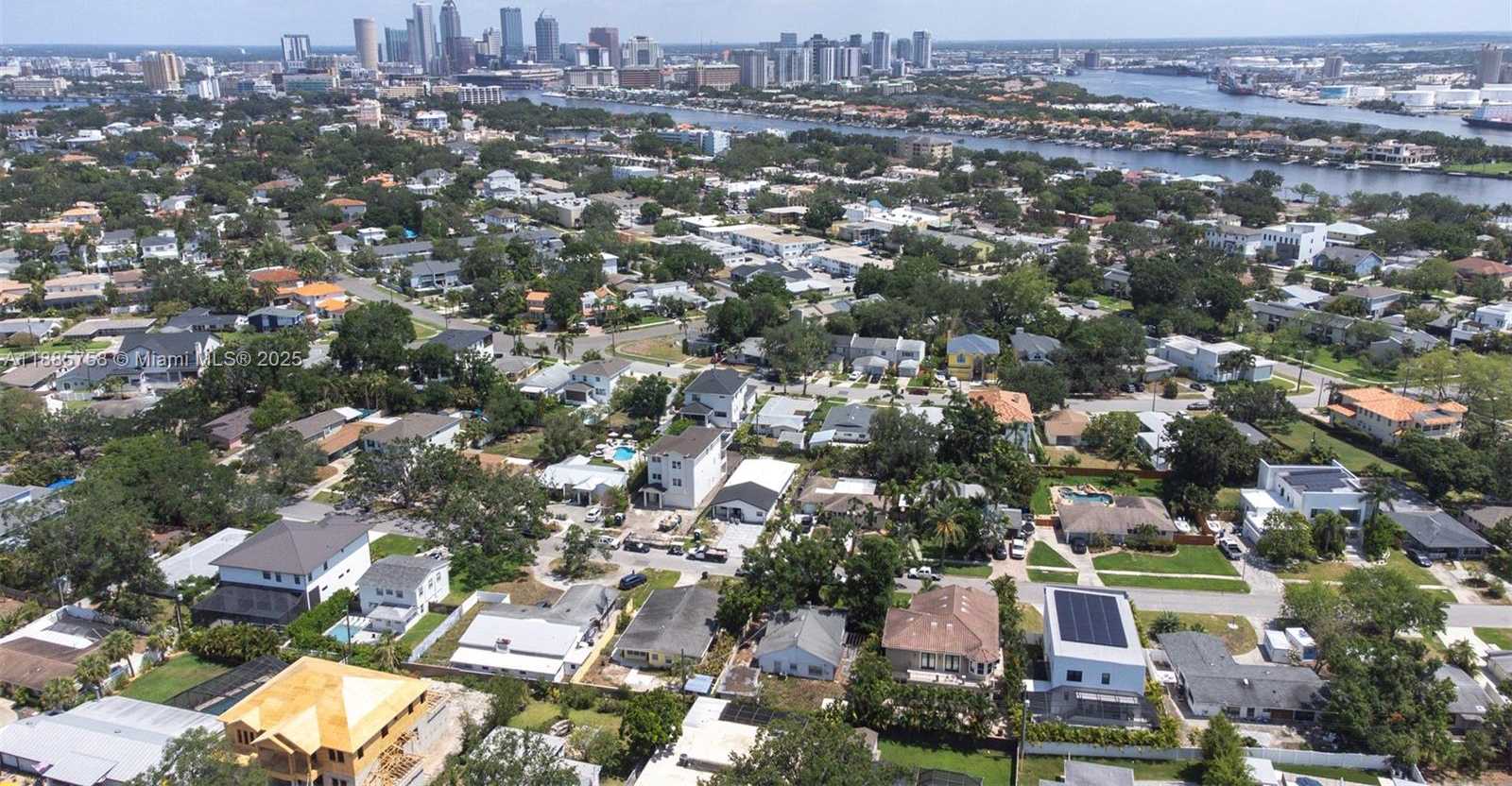 Small Image of 100 HURON AVE, Tampa Number 47