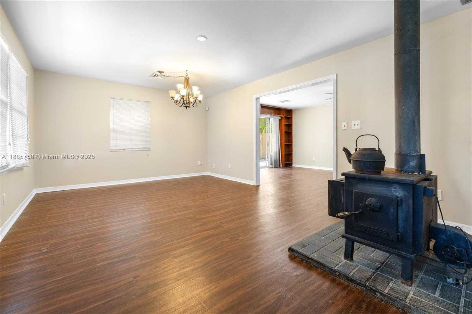Small Image of 100 HURON AVE, Tampa Number 5