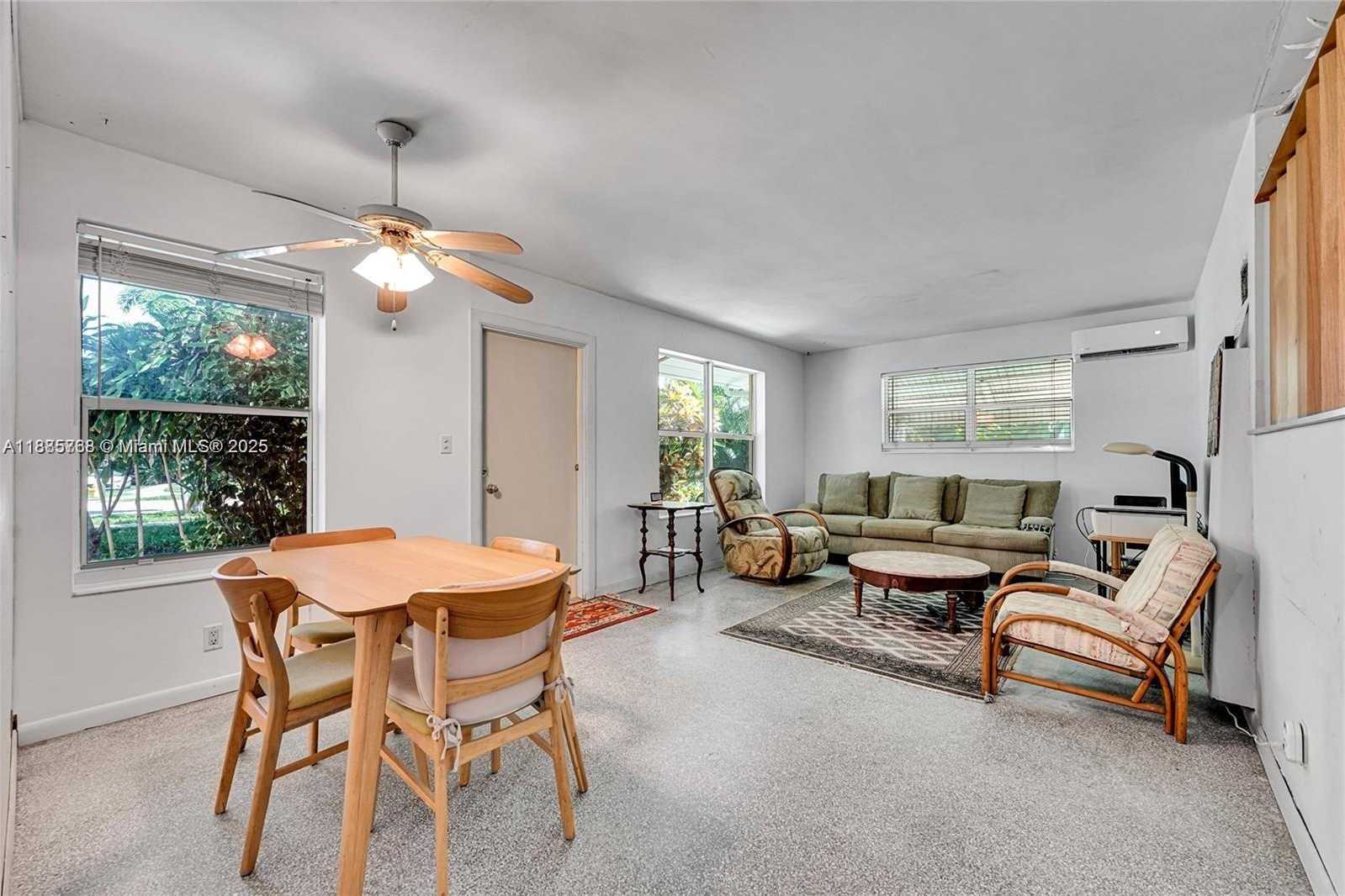 Small Image of 740 NORTH EAST 50TH CT, Deerfield Beach Number 12