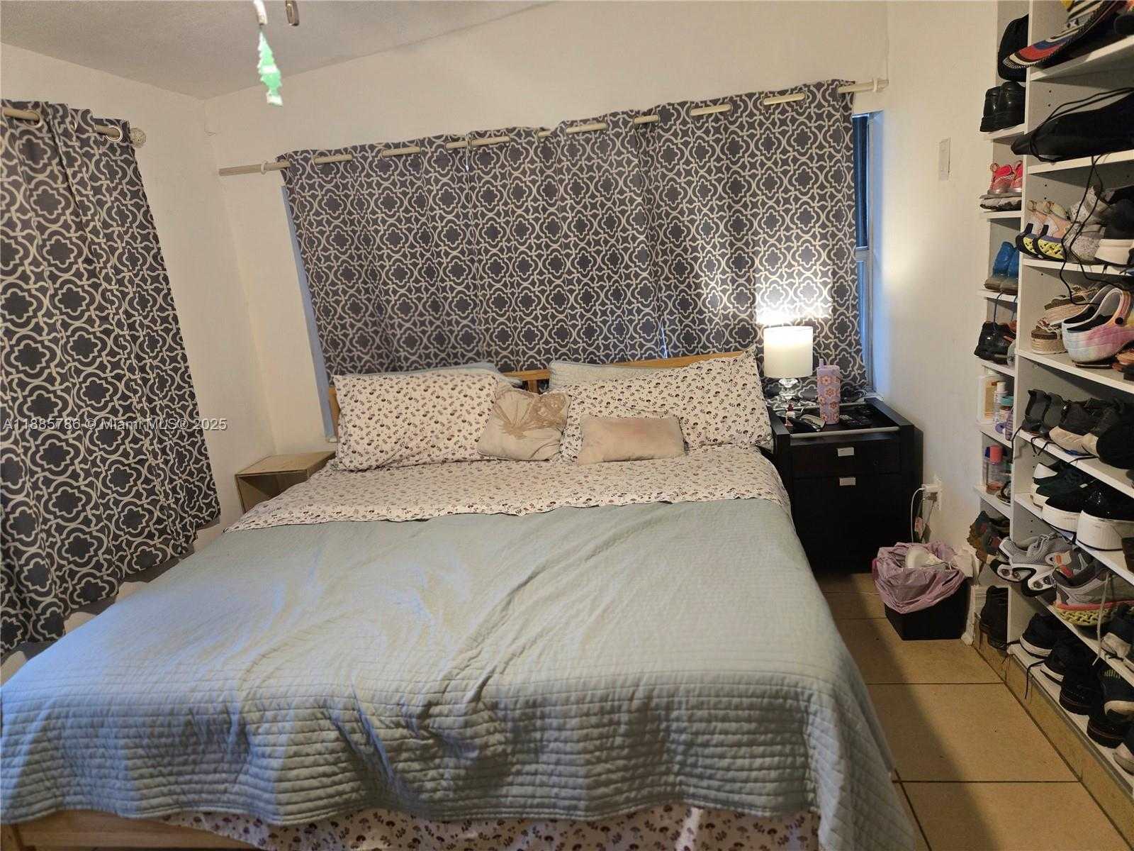 Small Image of 6129 ROYAL PALM BLVD, Margate Number 44