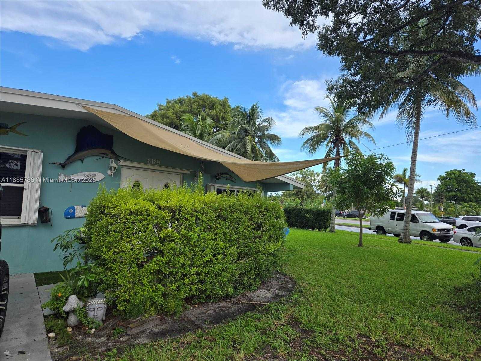 Small Image of 6129 ROYAL PALM BLVD, Margate Number 6