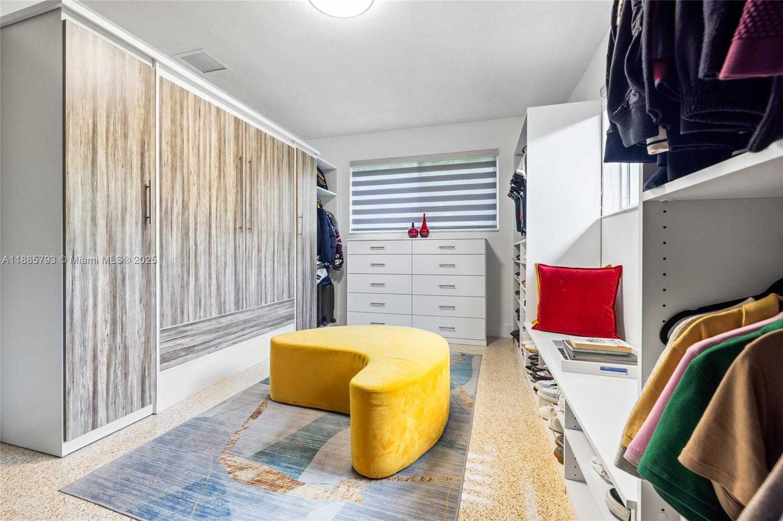 Small Image of 2121 RED RD, Coral Gables Number 14