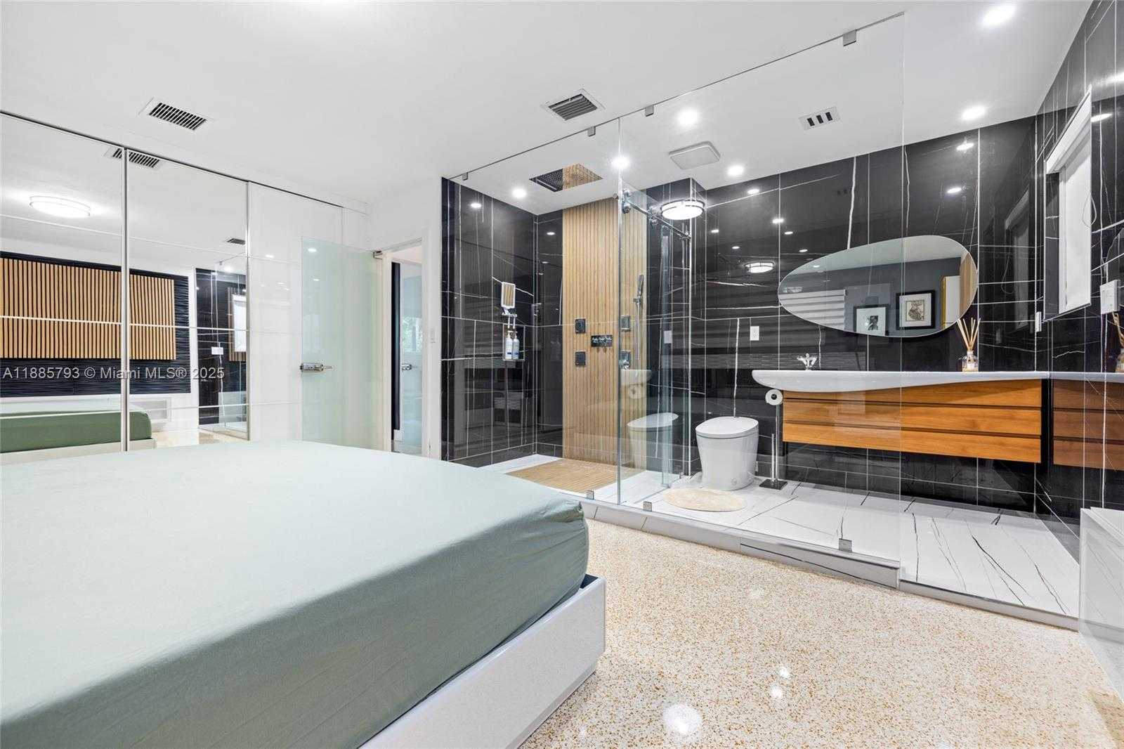 Small Image of 2121 RED RD, Coral Gables Number 18