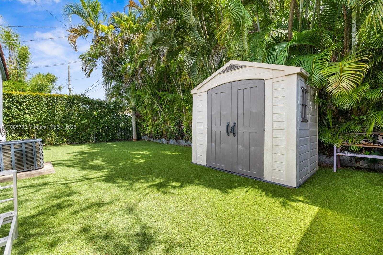 Small Image of 2121 RED RD, Coral Gables Number 28