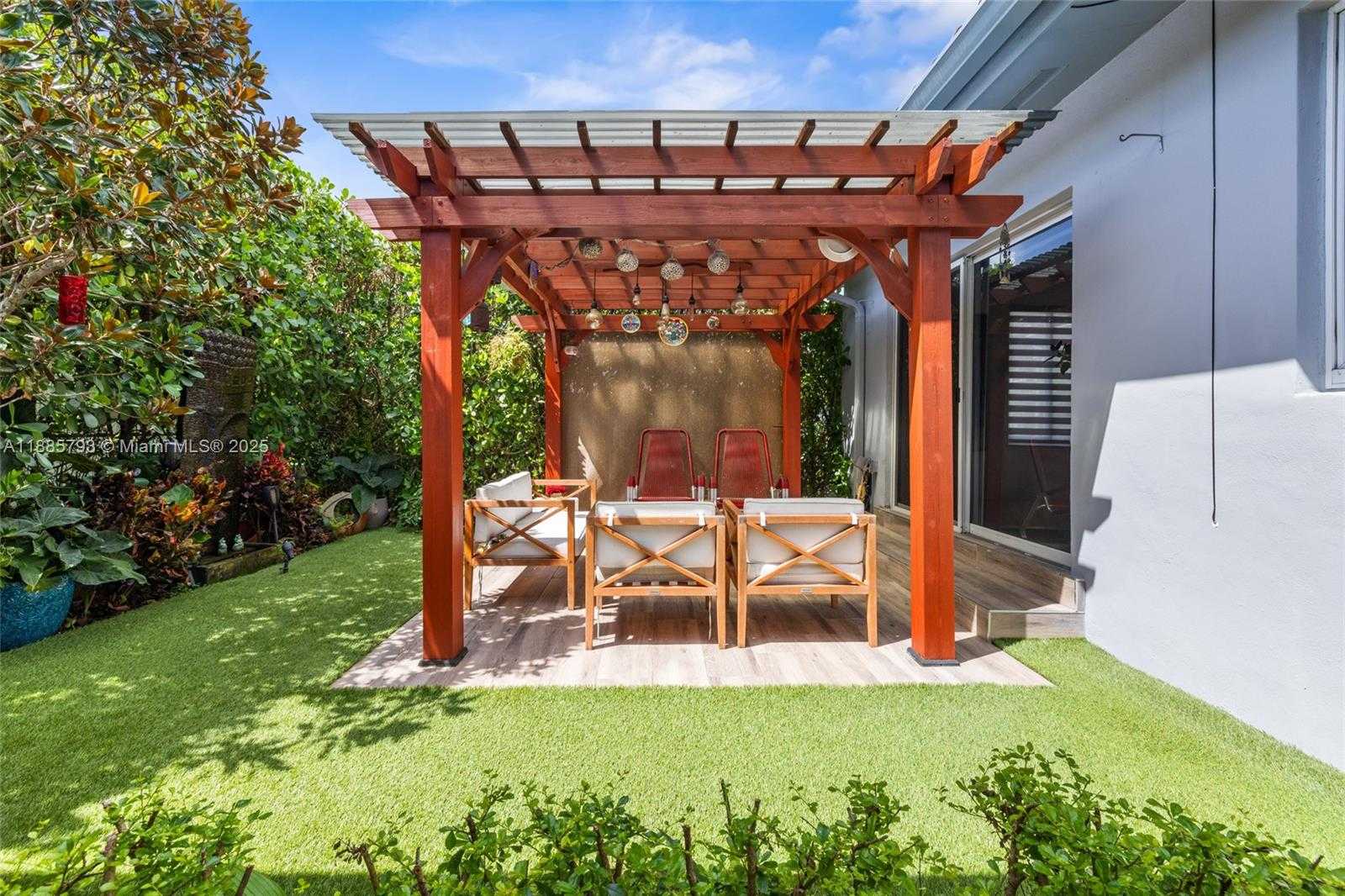 Small Image of 2121 RED RD, Coral Gables Number 29