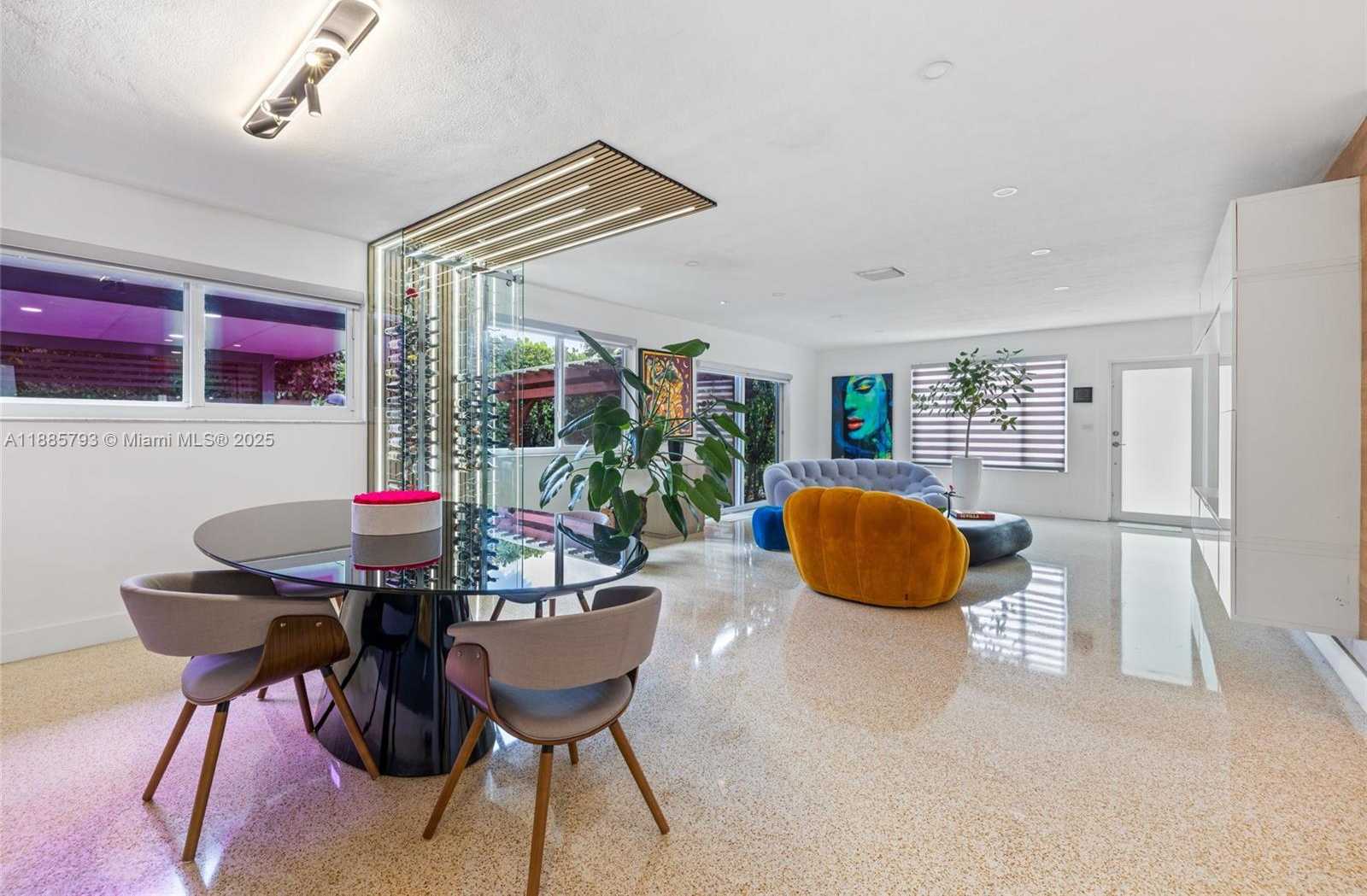 Small Image of 2121 RED RD, Coral Gables Number 7