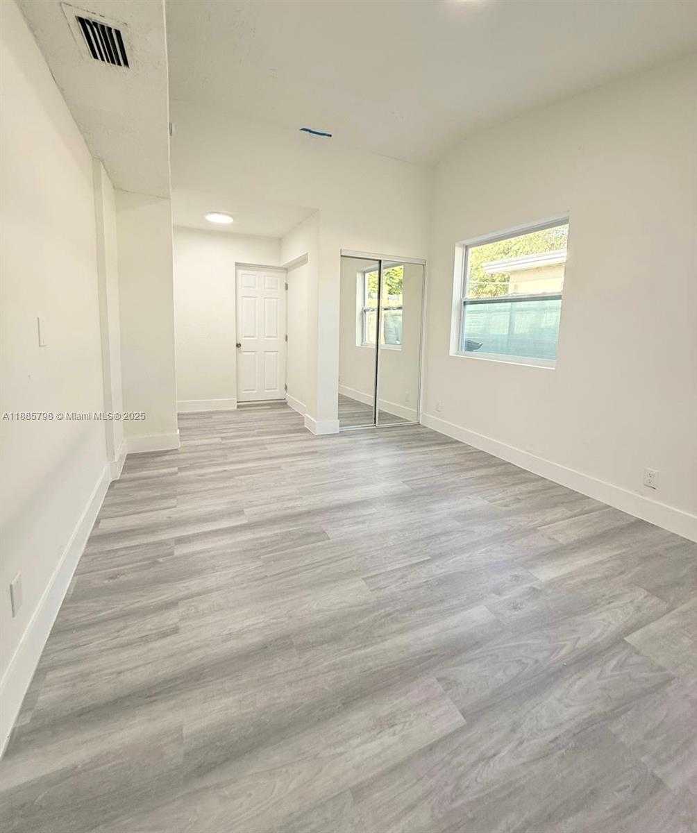 Small Image of 1000 NORTH WEST 13TH ST, Fort Lauderdale Number 7