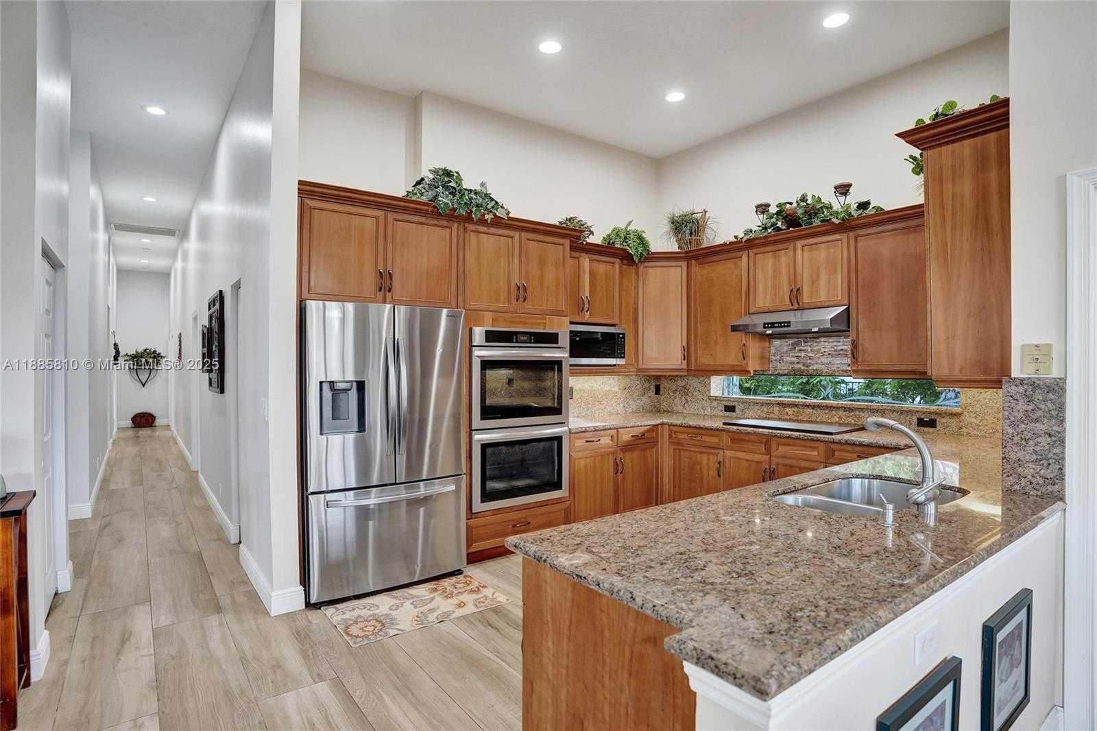 Small Image of 6163 NORTH WEST 124TH DR, Coral Springs Number 31