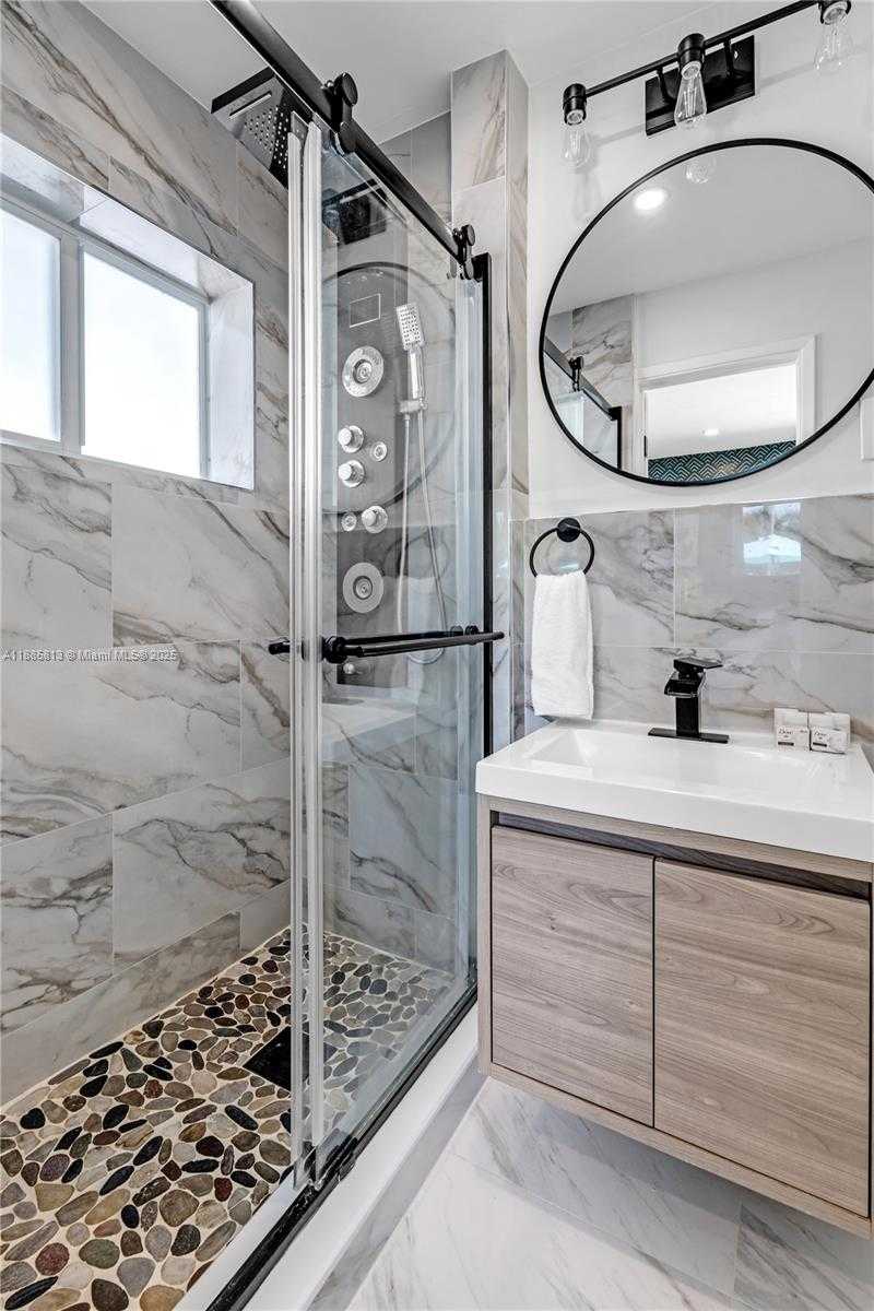 Small Image of 1730 NORTH EAST 9TH AVE, Fort Lauderdale Number 23