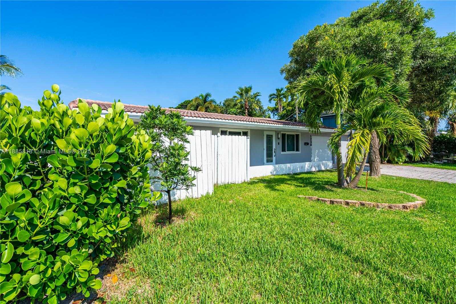 Small Image of 1730 NORTH EAST 9TH AVE, Fort Lauderdale Number 3