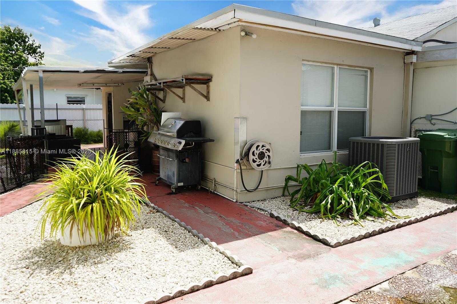 Small Image of 751 SOUTH EAST 8TH ST, Hialeah Number 17