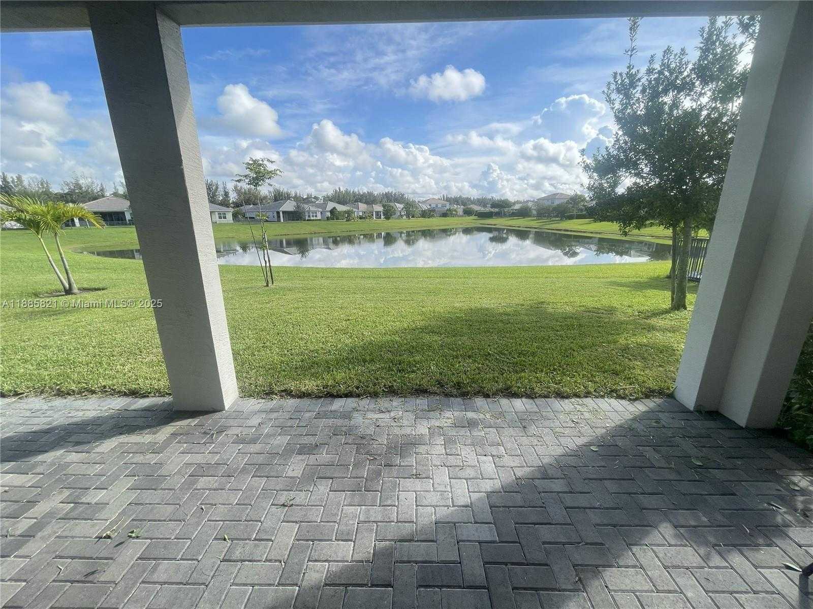 Small Image of 16053 RAIN LILLY WAY, Westlake Number 10