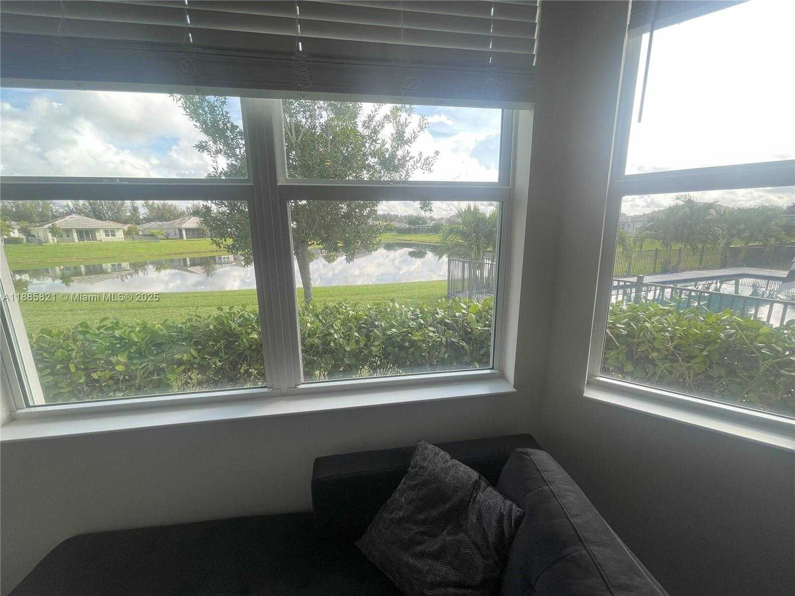 Small Image of 16053 RAIN LILLY WAY, Westlake Number 20