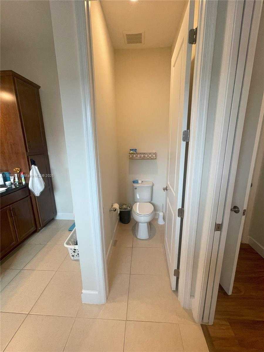 Small Image of 16053 RAIN LILLY WAY, Westlake Number 24