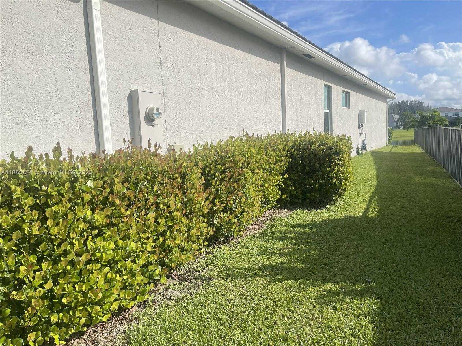 Small Image of 16053 RAIN LILLY WAY, Westlake Number 7