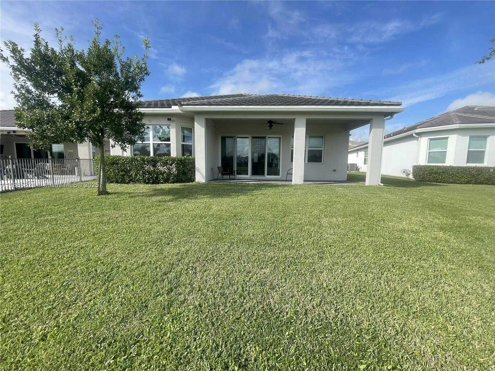 Small Image of 16053 RAIN LILLY WAY, Westlake Number 9