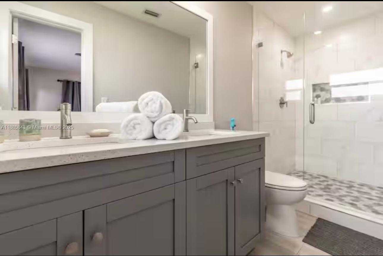 Small Image of 4311 S ATLANTIC CIR, Cape Coral Number 26