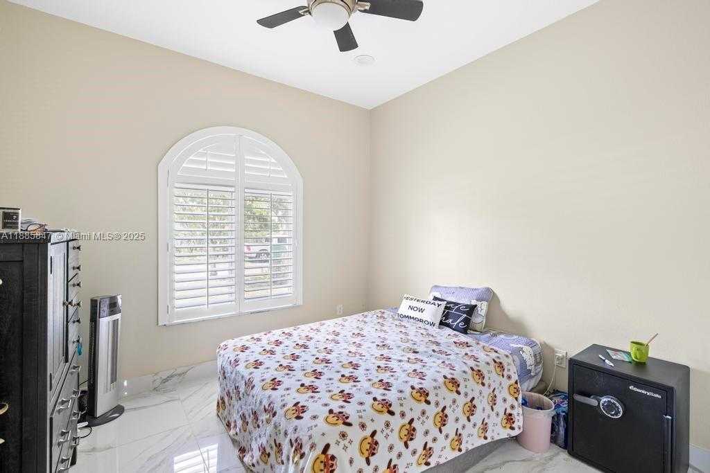 Small Image of 9201 SOUTH WEST 170TH LN, Palmetto Bay Number 29