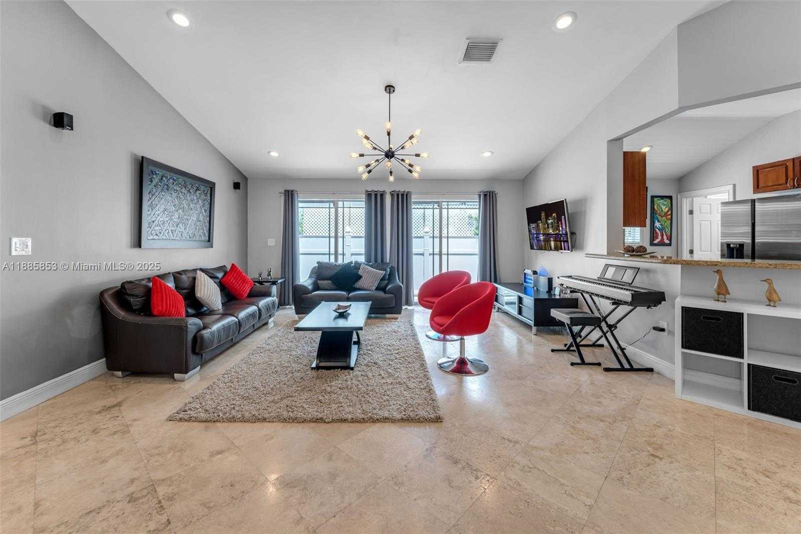 Small Image of Miami Number 6