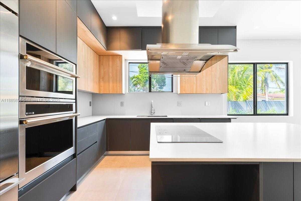Small Image of 21320 NORTH EAST 26TH AVE, Miami Number 13