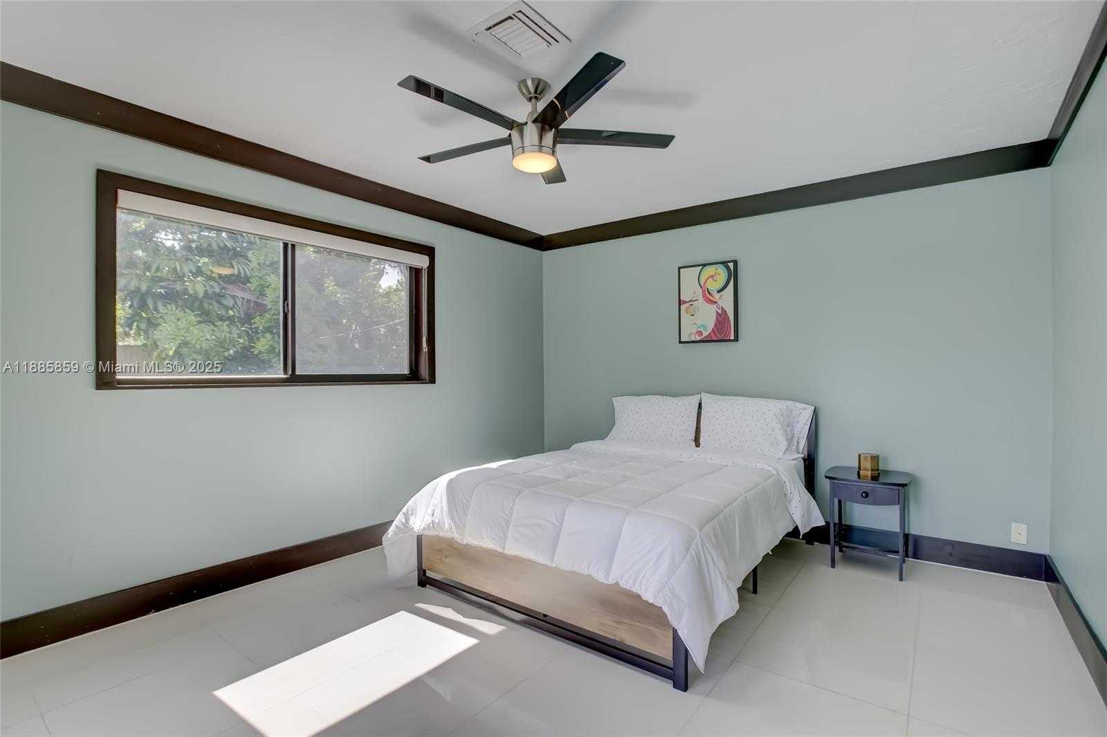 Small Image of 4004 NORTH EAST 21 AVE, Fort Lauderdale Number 19