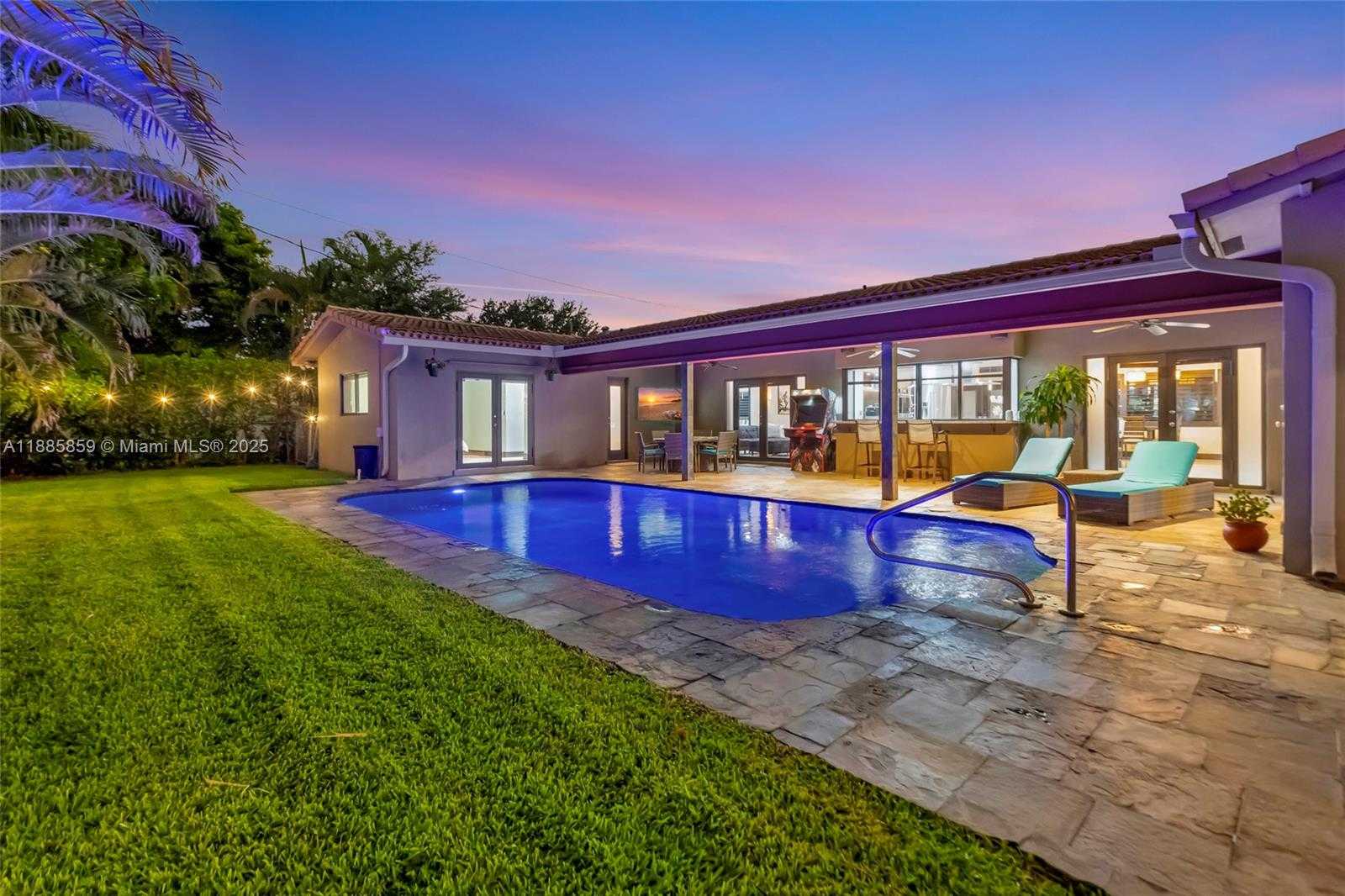 Small Image of 4004 NORTH EAST 21 AVE, Fort Lauderdale Number 24