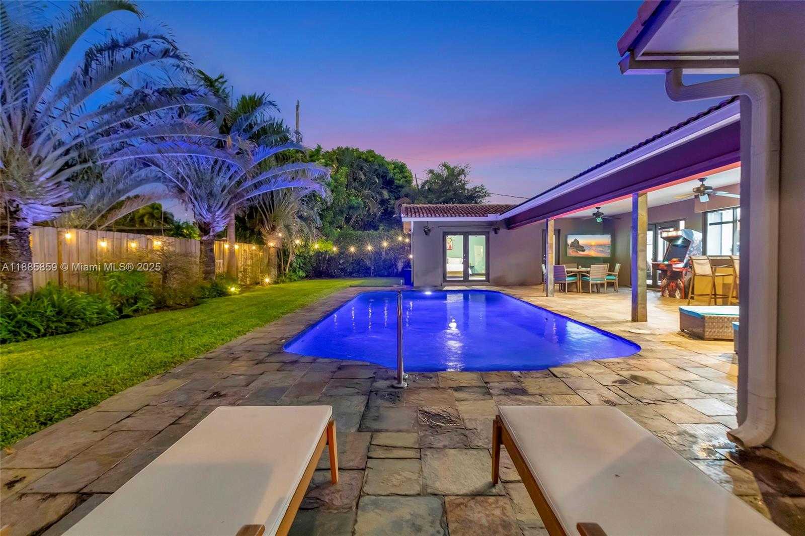 Small Image of 4004 NORTH EAST 21 AVE, Fort Lauderdale Number 28