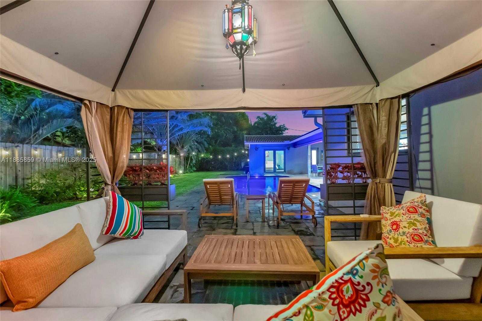 Small Image of 4004 NORTH EAST 21 AVE, Fort Lauderdale Number 29