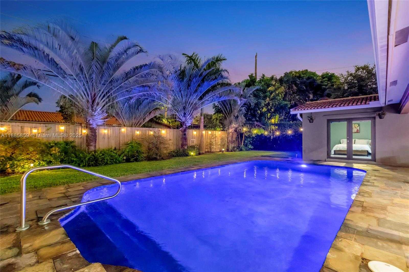 Small Image of 4004 NORTH EAST 21 AVE, Fort Lauderdale Number 32