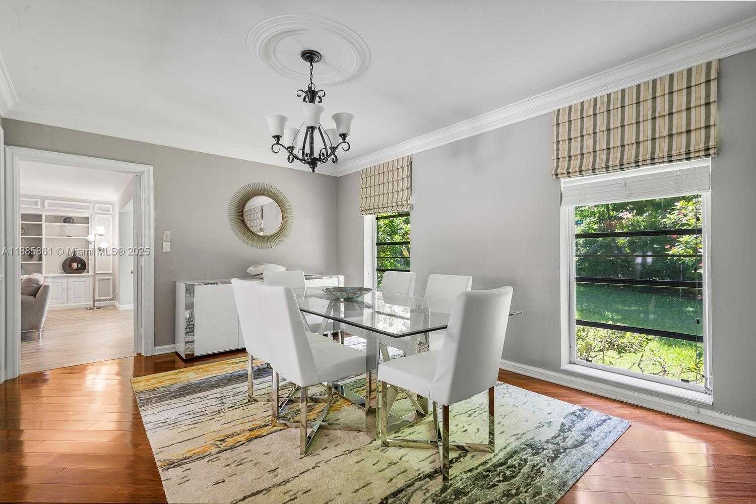Small Image of 1236 EAST LAKE DR, Fort Lauderdale Number 4