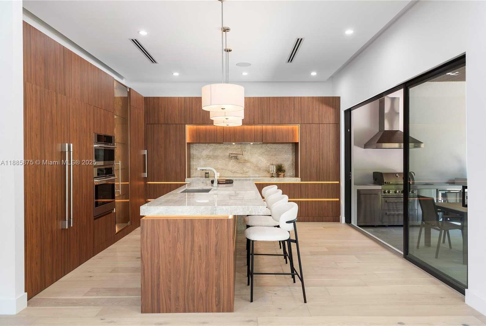 Small Image of 260 NORTH WEST 47TH ST, Miami Number 16