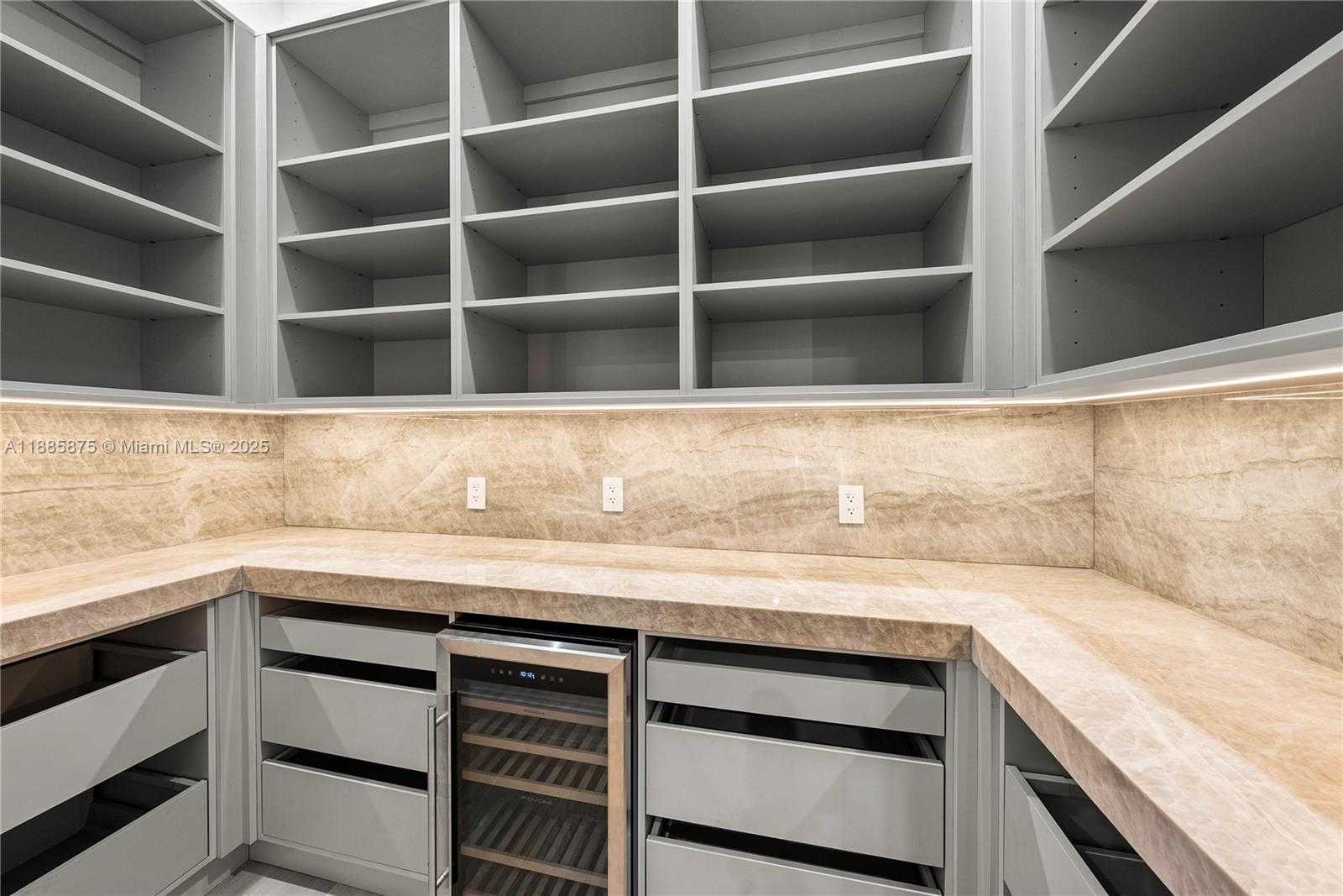 Small Image of 260 NORTH WEST 47TH ST, Miami Number 20