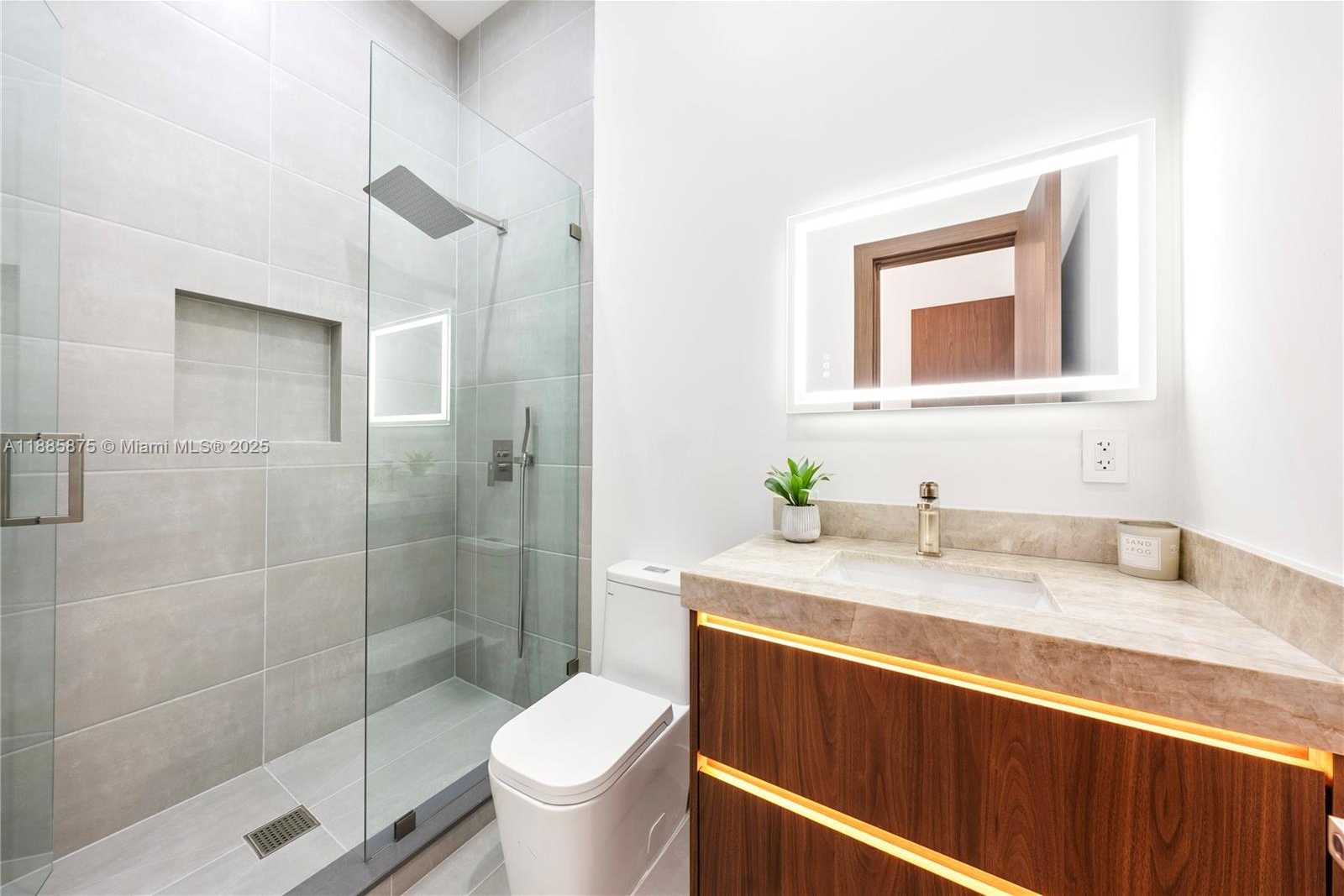 Small Image of 260 NORTH WEST 47TH ST, Miami Number 26