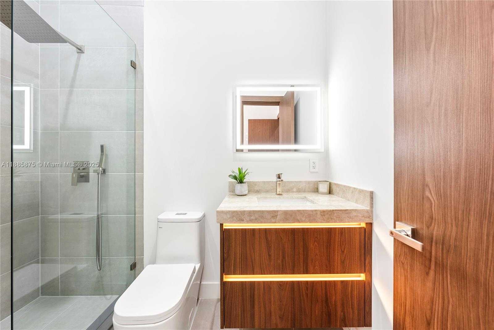 Small Image of 260 NORTH WEST 47TH ST, Miami Number 27