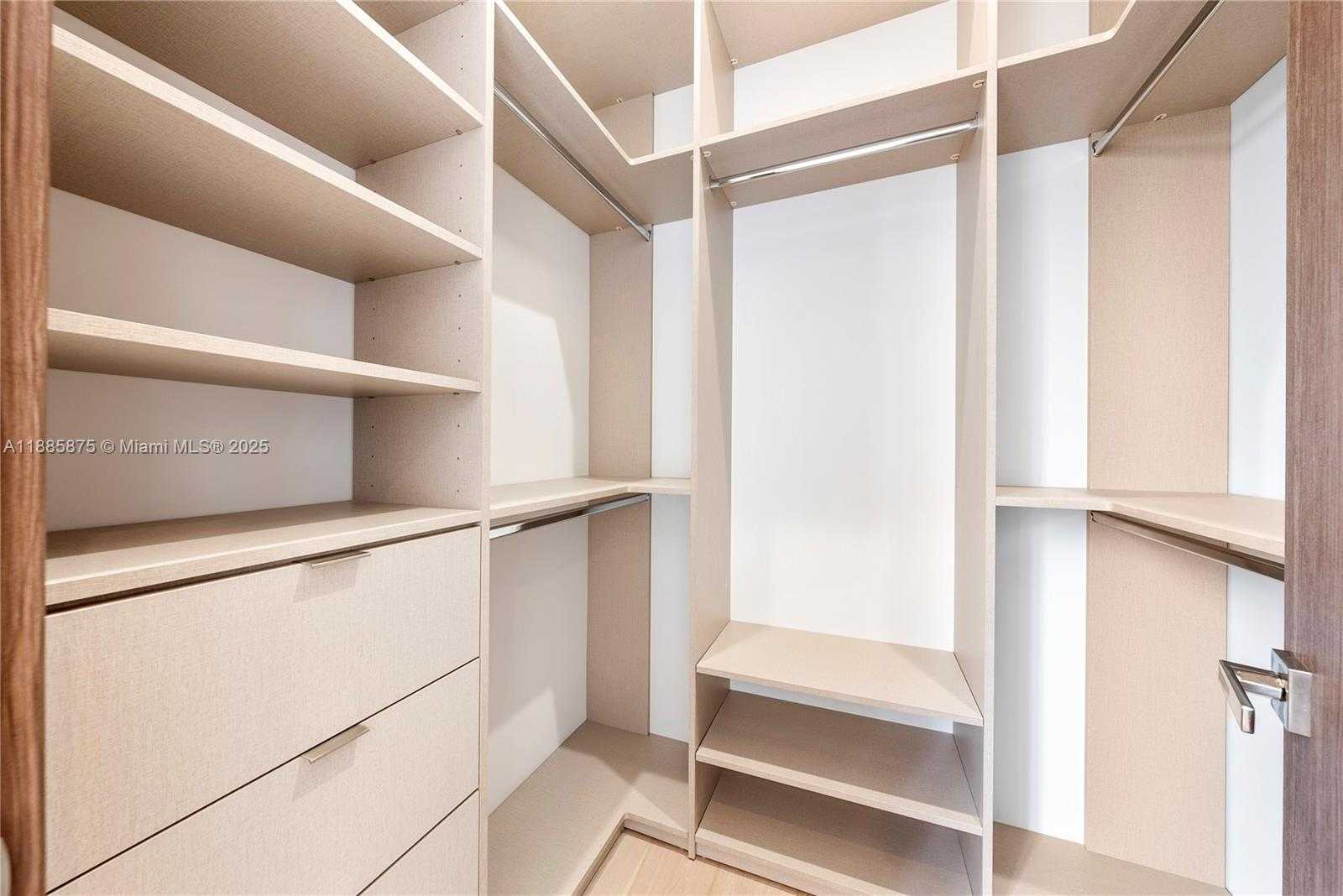 Small Image of 260 NORTH WEST 47TH ST, Miami Number 28