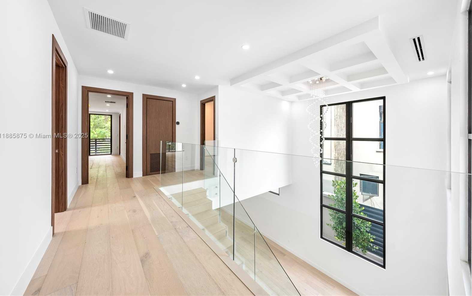 Small Image of 260 NORTH WEST 47TH ST, Miami Number 29