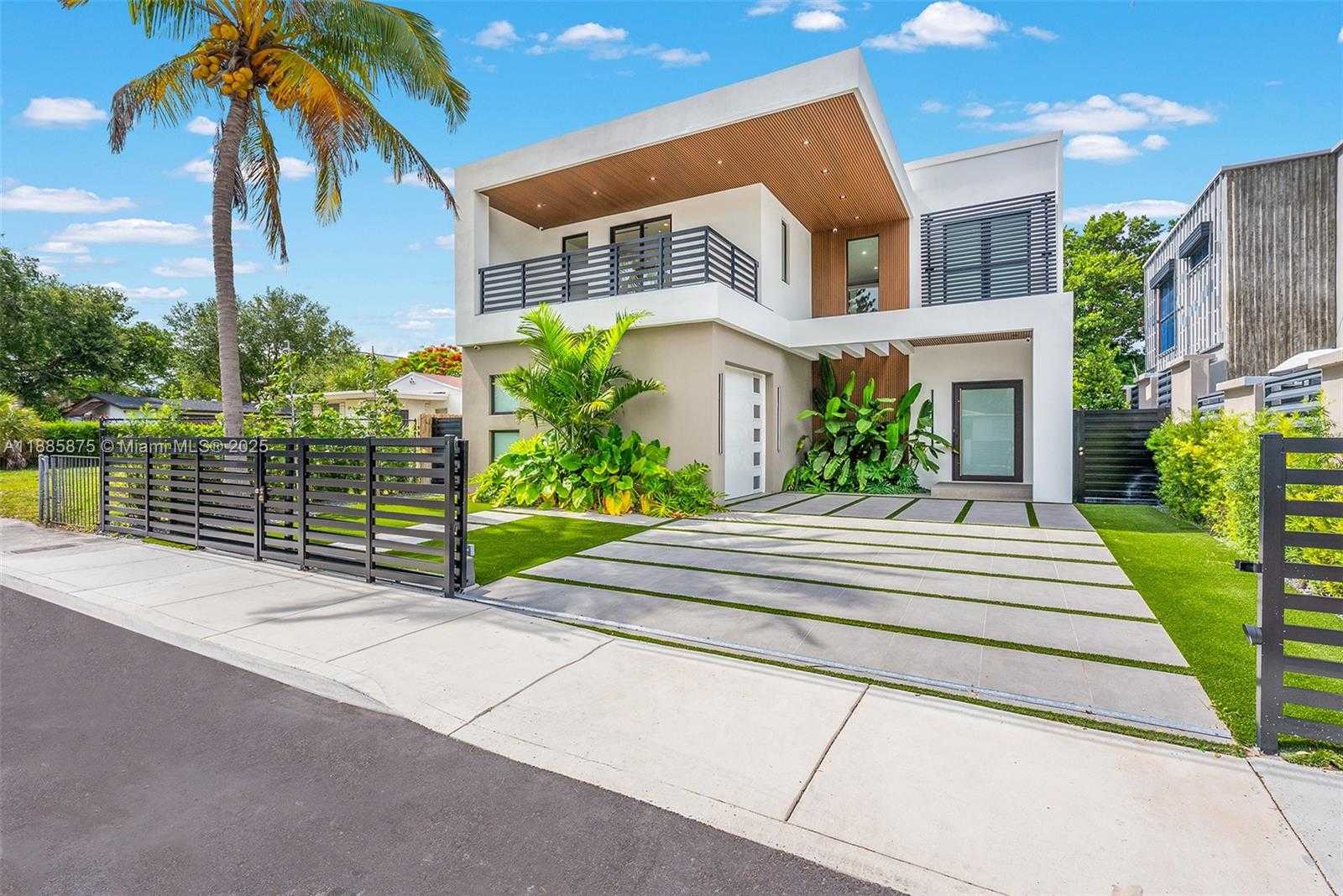 Small Image of 260 NORTH WEST 47TH ST, Miami Number 3