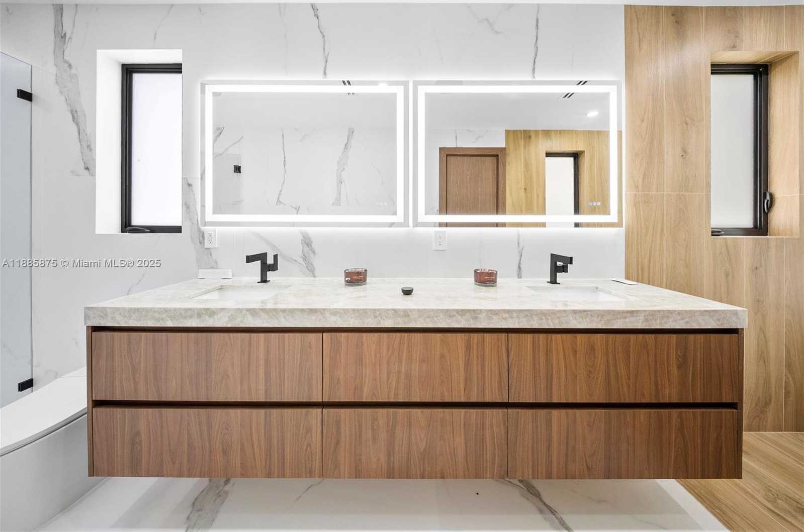Small Image of 260 NORTH WEST 47TH ST, Miami Number 35