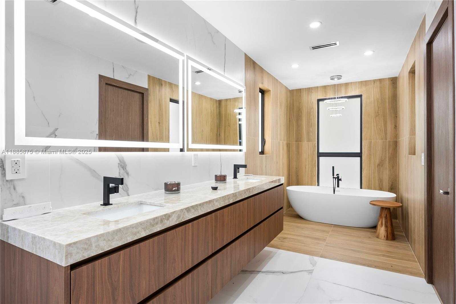Small Image of 260 NORTH WEST 47TH ST, Miami Number 38