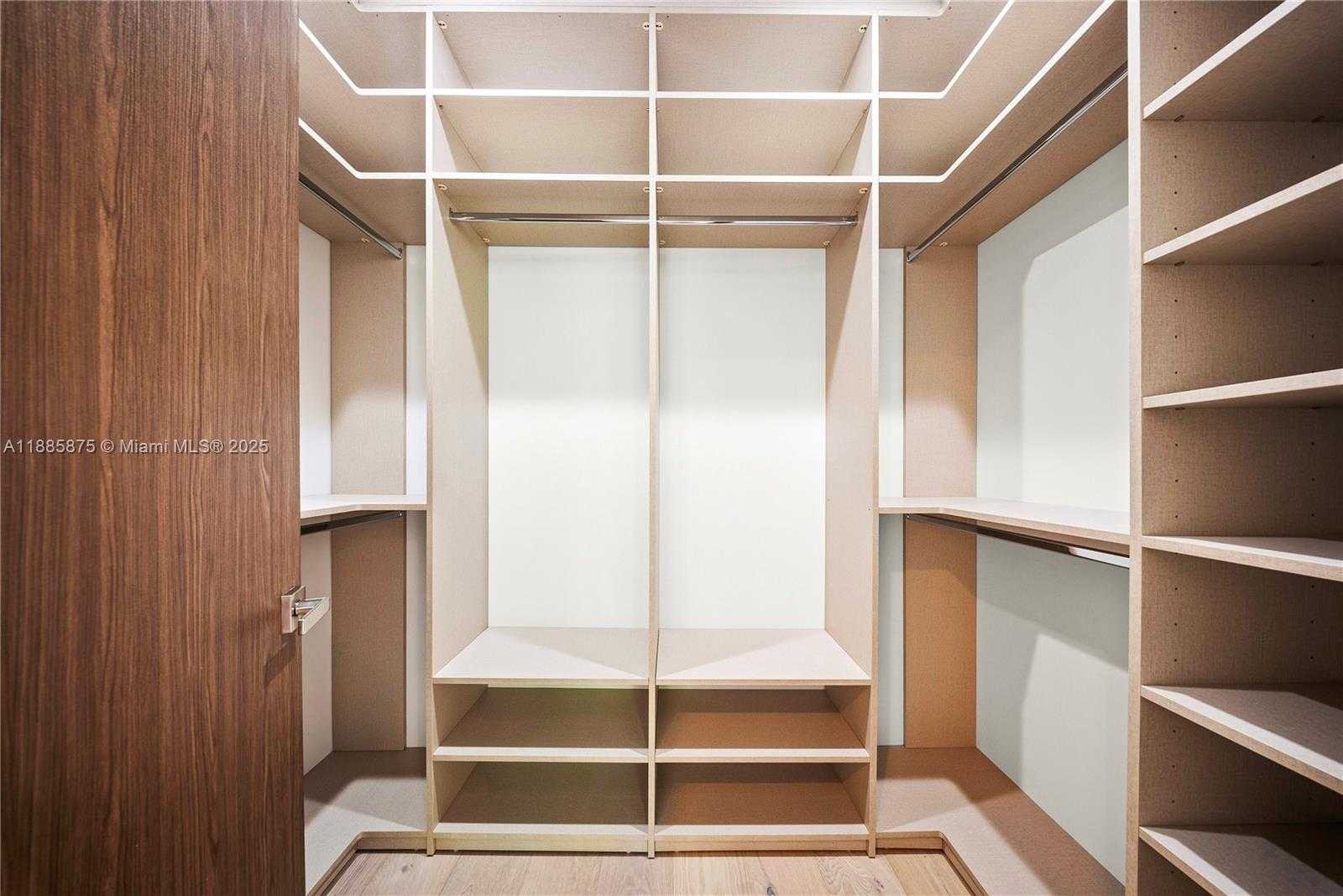 Small Image of 260 NORTH WEST 47TH ST, Miami Number 43