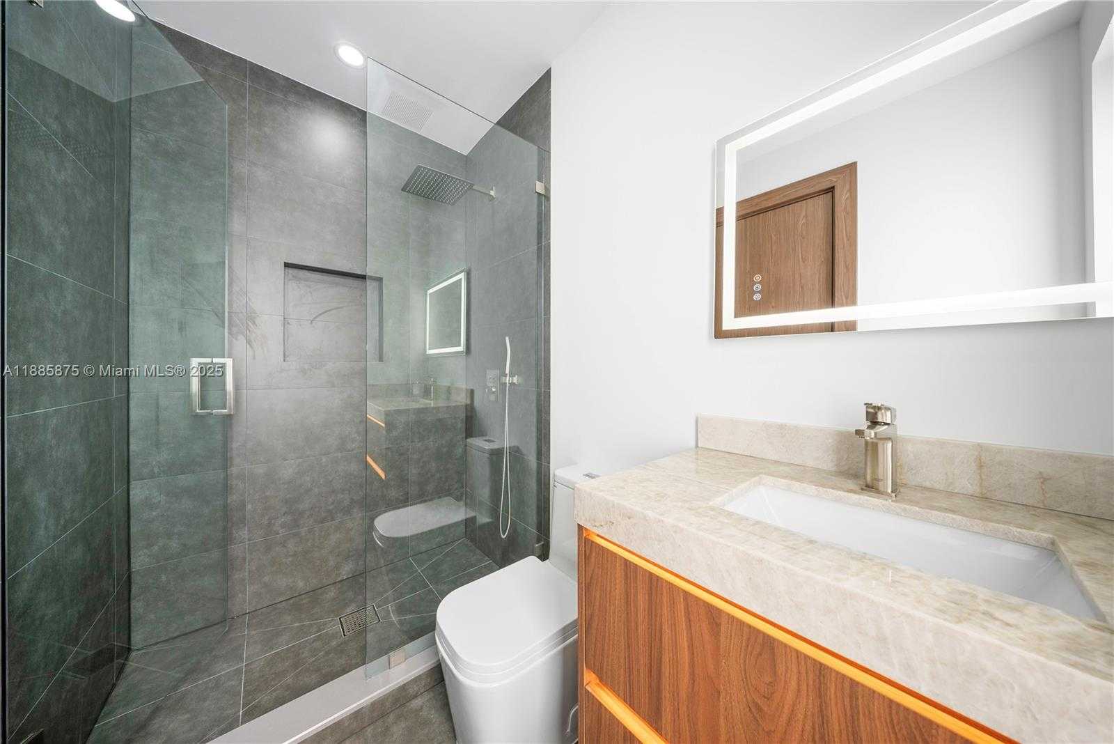 Small Image of 260 NORTH WEST 47TH ST, Miami Number 50