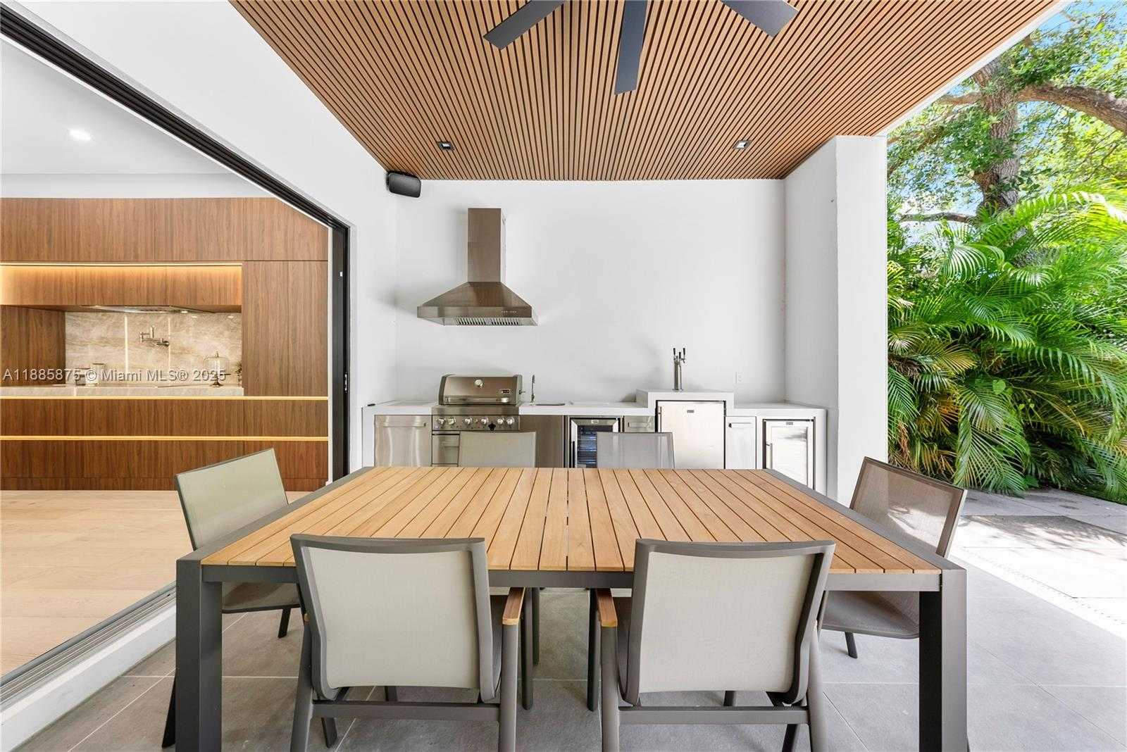 Small Image of 260 NORTH WEST 47TH ST, Miami Number 59
